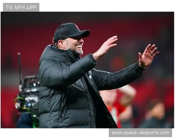 南野拓实禁区低射破门，摩纳哥打破场上僵局