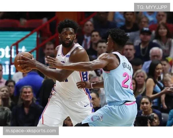 鹈鹕背靠背战76人，恩比德40分率队主场告捷